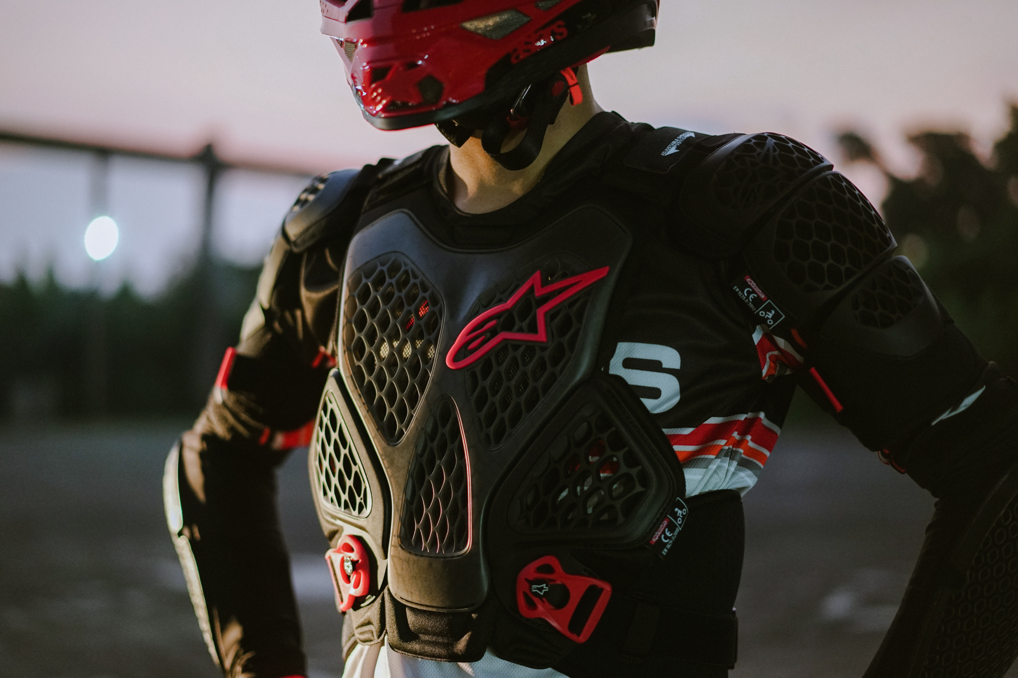 REVIEW Alpinestars A6 Chest Protector, Design Keren, Perlindungan