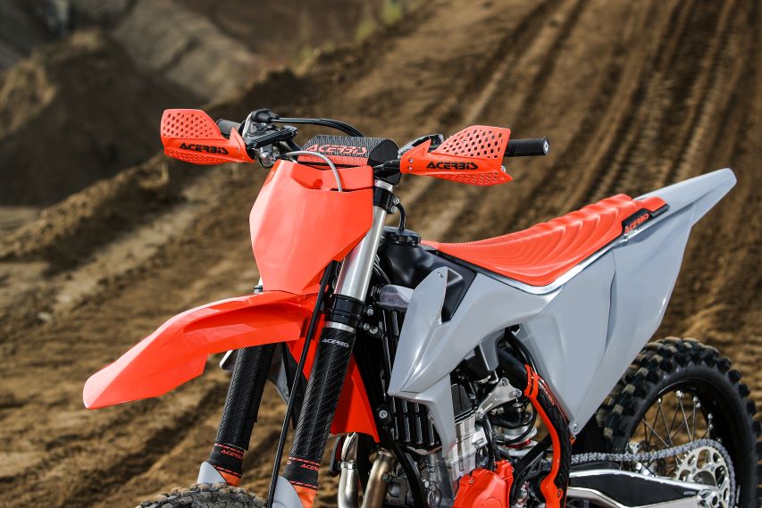 Apakah Motocross Sama Dengan Dirt Bike? Begini Penjelasannya