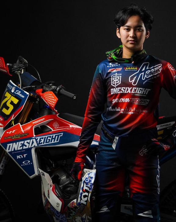Motocross Bukan Hanya Olahraga Pria: Inspirasi dari Pembalap Wanita yang Berani dan Berprestasi