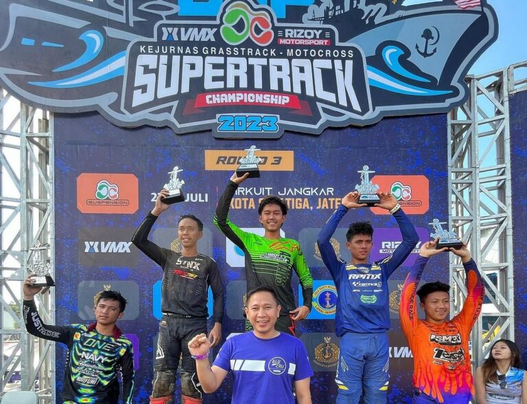 Tak Terbendung, Lantian Juan Babad Habis Moto 1 Kelas Sport & Trail Pro Kasal Cup JC Supertrack