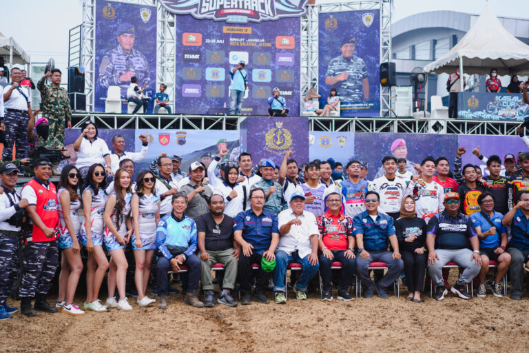 Panitia Kasal Cup JC Supertrack Siap Menjemput Pembalap dan Tim dari Bandara Menuju Lokasi Final