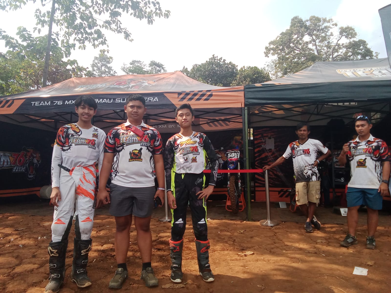 76 Harimau Sumatera, Racing Team dari Sumatera yang Siap Jelajahi Event Motocross dan Grasstrack di Mana Pun