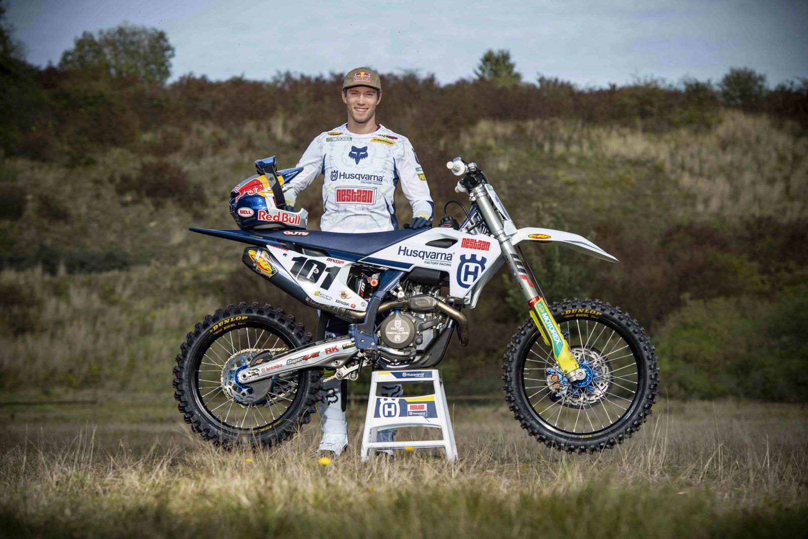 Nestaan Husqvarna Factory Racing Memperkuat Skuadnya untuk MXGP 2024 dengan Menggaet Mattia Guadagnini