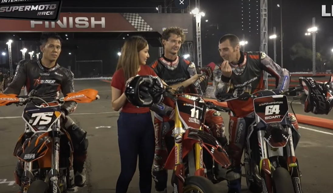 Dua Pembalap Prancis Kalah Telak di Tangan Tommy Salim pada Final Kejurnas Supermoto 2023