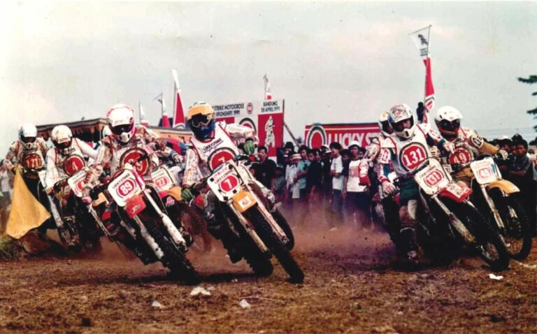 Bikin Nostalgia, Ini Potret Jadul Event dan Para Pembalap Motocross Indonesia sebelum Era 2000
