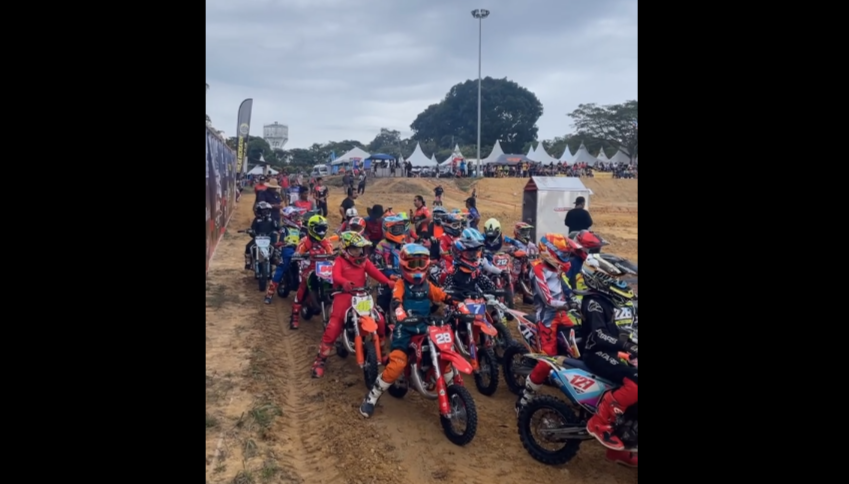 Hujan Deras Warnai Hari Pertama Johor International Motocross Challenge: Pembalap Indonesia Berjuang Melawan Trek Berat
