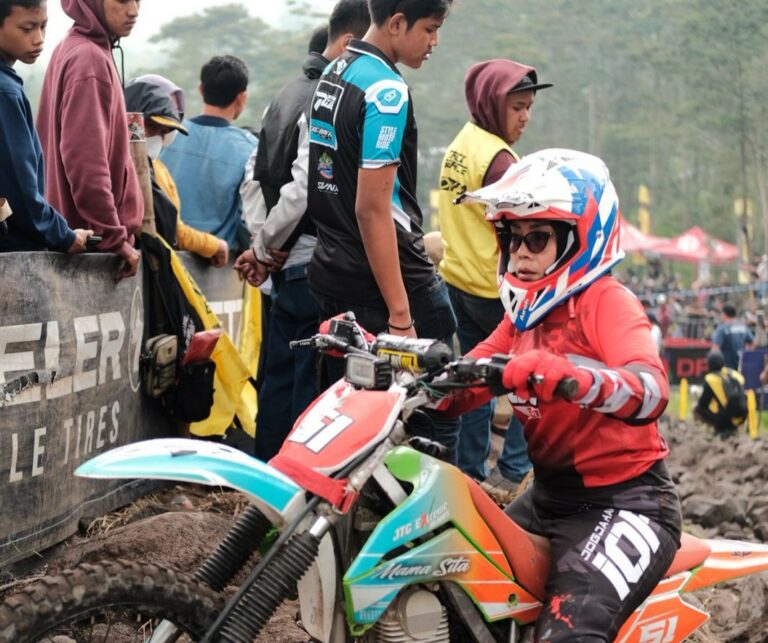 Srikandi Trail Jogja, Satu-satunya Tim di Indonesia Hard Enduro 2023 yang Semua Rider-nya Perempuan