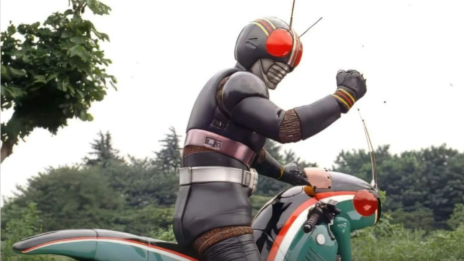 Bikin Pengen Nyoba Riding, Inilah Motor-motor Trail yang Muncul di Serial Kamen Rider.