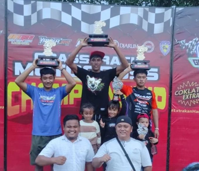 Sanip SS, Rama Gabel, dan Galang Marauke Rajai Arena Grasstrack-Motocross IMS Lampung