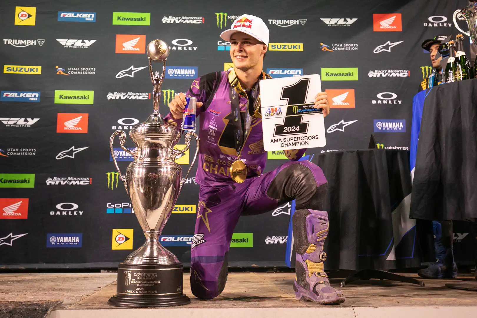 Rookie on Fire! Jett Lawrence Raih Gelar Juara AMA Supercross 450SX 2024