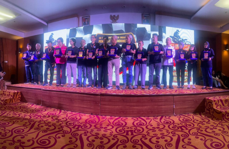 Ini Dia Daftar Penerima Penghargaan pada Malam 50th Anniversary Indonesian Motocross Association di Yogyakarta