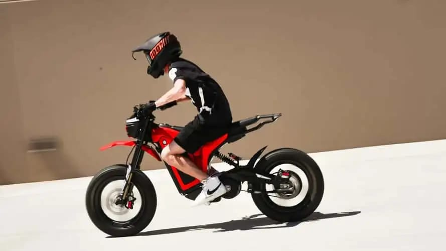 Solar Scooters Perkenalkan E-Clipse, Inikah Mini-Supermoto Listrik Impian Setiap Rider?