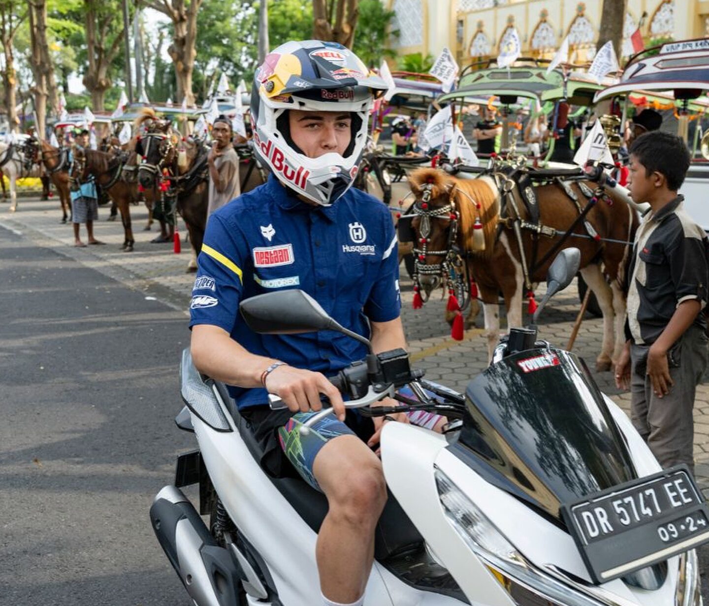 Pembalap Husqvarna Lucas Coenen Ingin Balas Dendam, Kalahkan Kay De Wolf di MXGP Lombok Seri 12 Akhir Pekan Ini