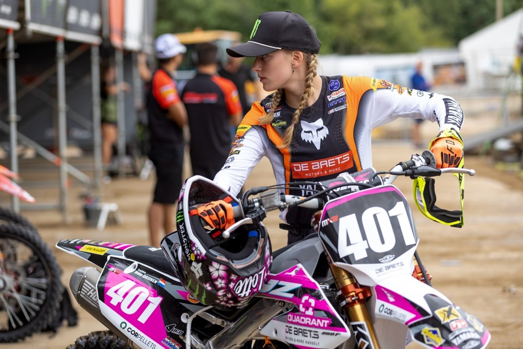 Lotte van Drunen, Gadis Belanda Berusia 16 Tahun yang Membuat Sejarah Motocross di Lommel