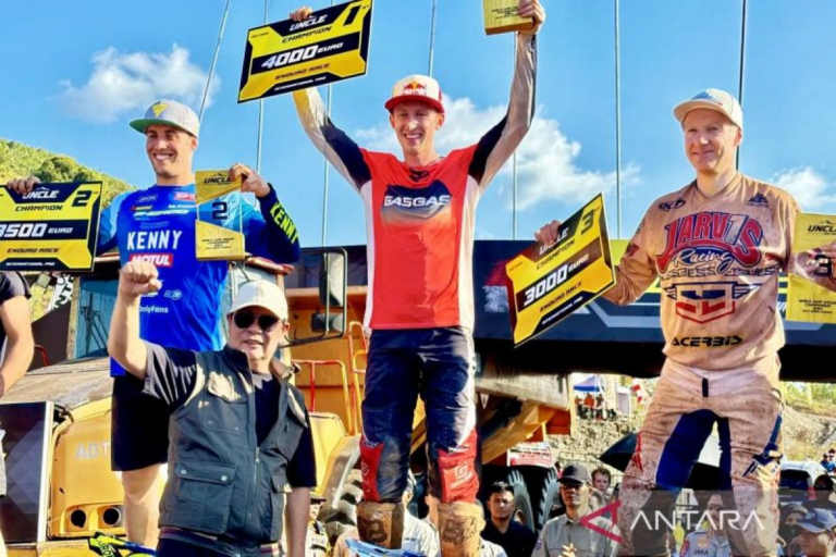 Pembalap Enduro Dunia, Graham Jarvis, Puji Potensi Pembalap Lokal Indonesia di Uncle Hard Enduro 2024