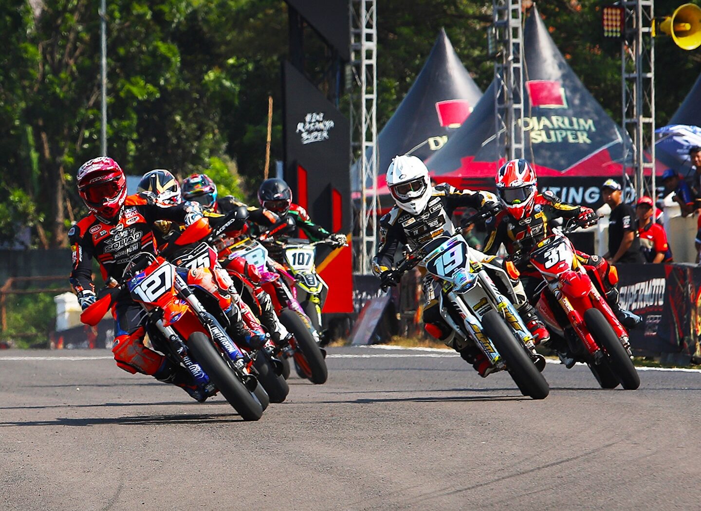 Seri Boyolali Jadi Penentu, Rider Top Siap Adu Strategi di Putaran Final Superchallenge Supermoto Race 2024