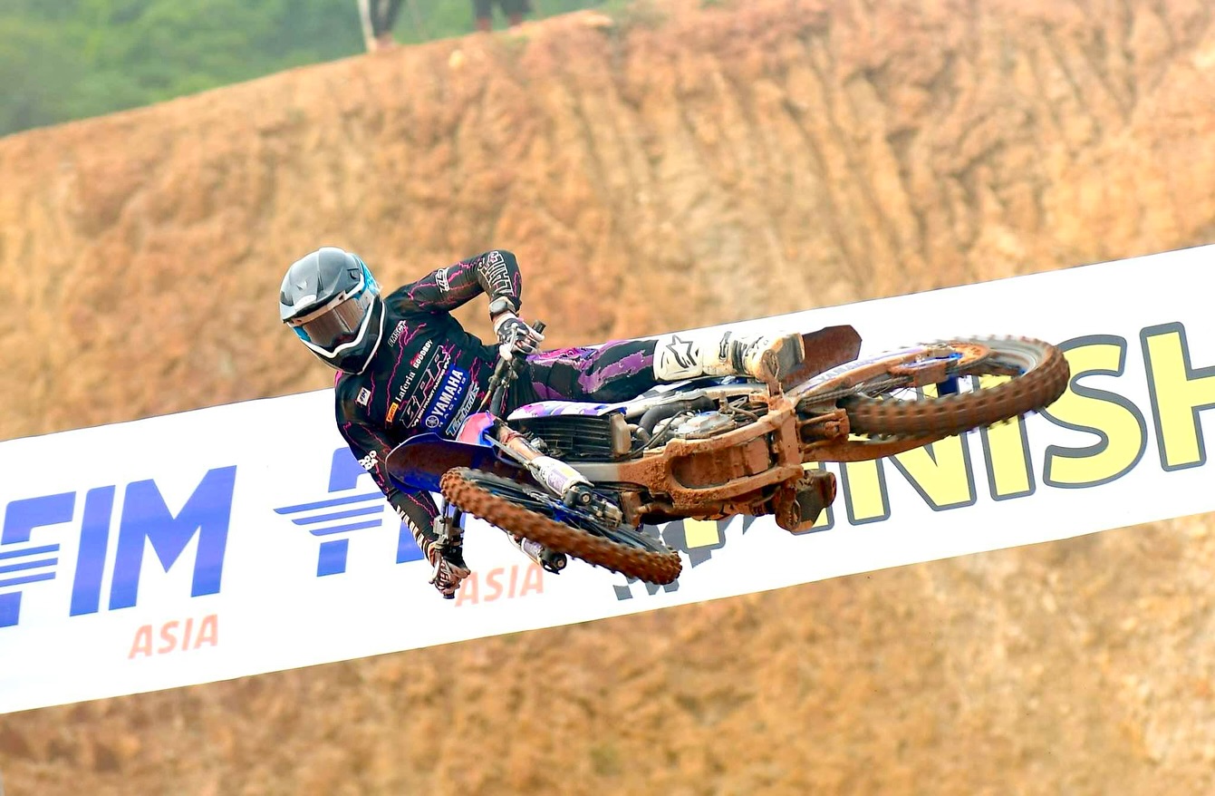 Delvintor Alfarizi Catatkan Debut Cemerlang di MX1 FMSCT Thailand Motocross, Langsung Naik Podium 3