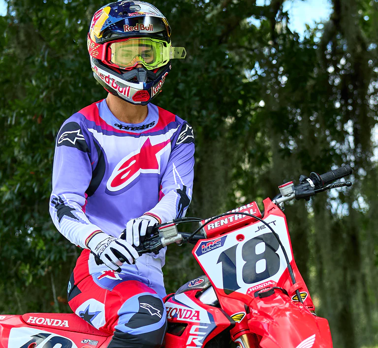 Diincar Banyak Rider, Alpinestars MX25 Fluid Wurx Jadi Gear Paling Worth It Buat Trabas dan Balap