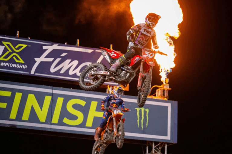 Jo Shimoda Jadi Pembalap Jepang Pertama yang Raih Gelar SuperMotocross