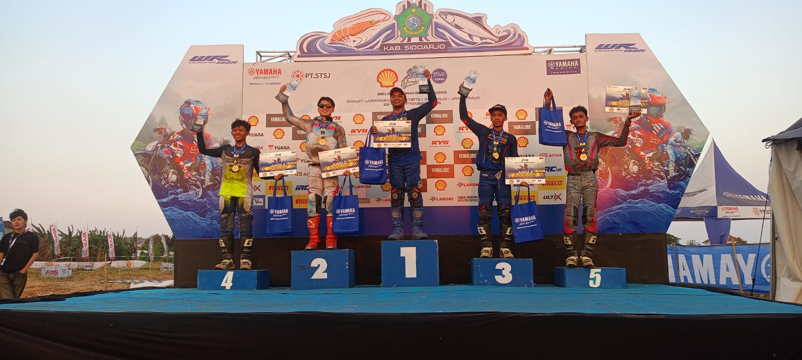 Adies Setiawan Kuasai Kelas Paling Bergengsi YZ Series,